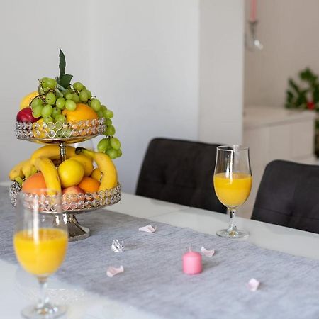 Lux Apartment Ema Kaštela Esterno foto