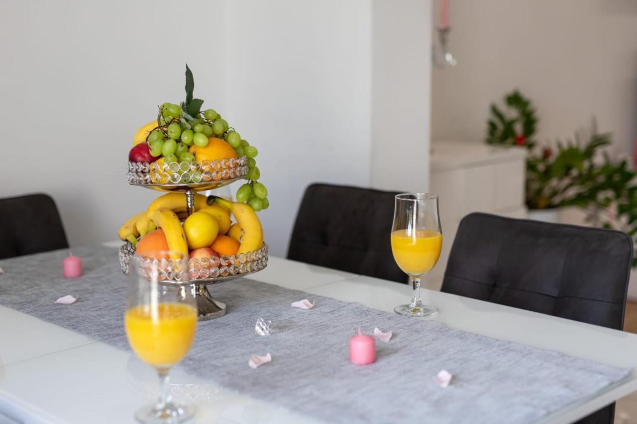 Lux Apartment Ema Kaštela Esterno foto